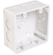 CAJETIN CUADRADO PLASTICO BLANCO 4 x 4